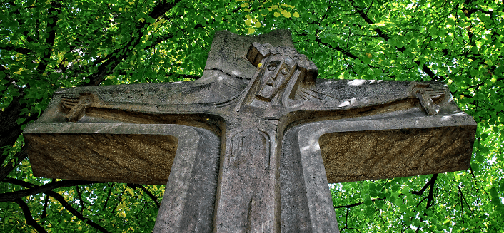 De quel bois est faite la croix de jésus christ