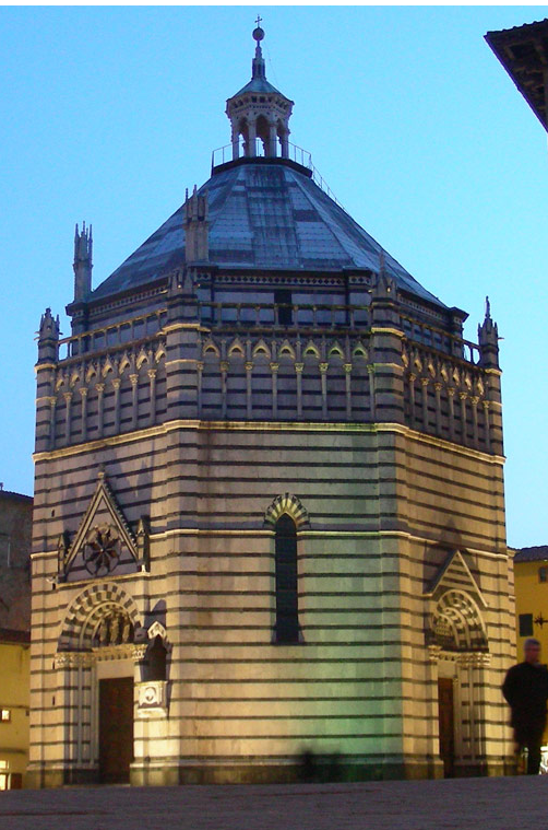baptistère de pistoia octogone
